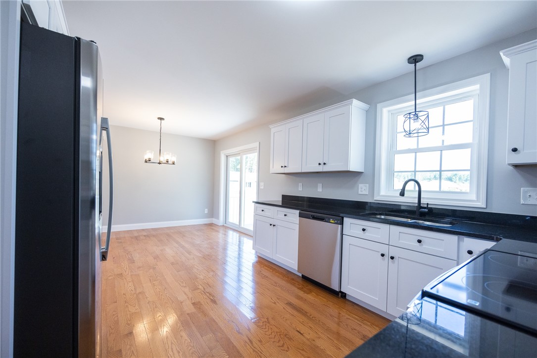 4 Boyd Brook Circle Coventry, RI 02816 - Photo 9 of 32 KITCHEN