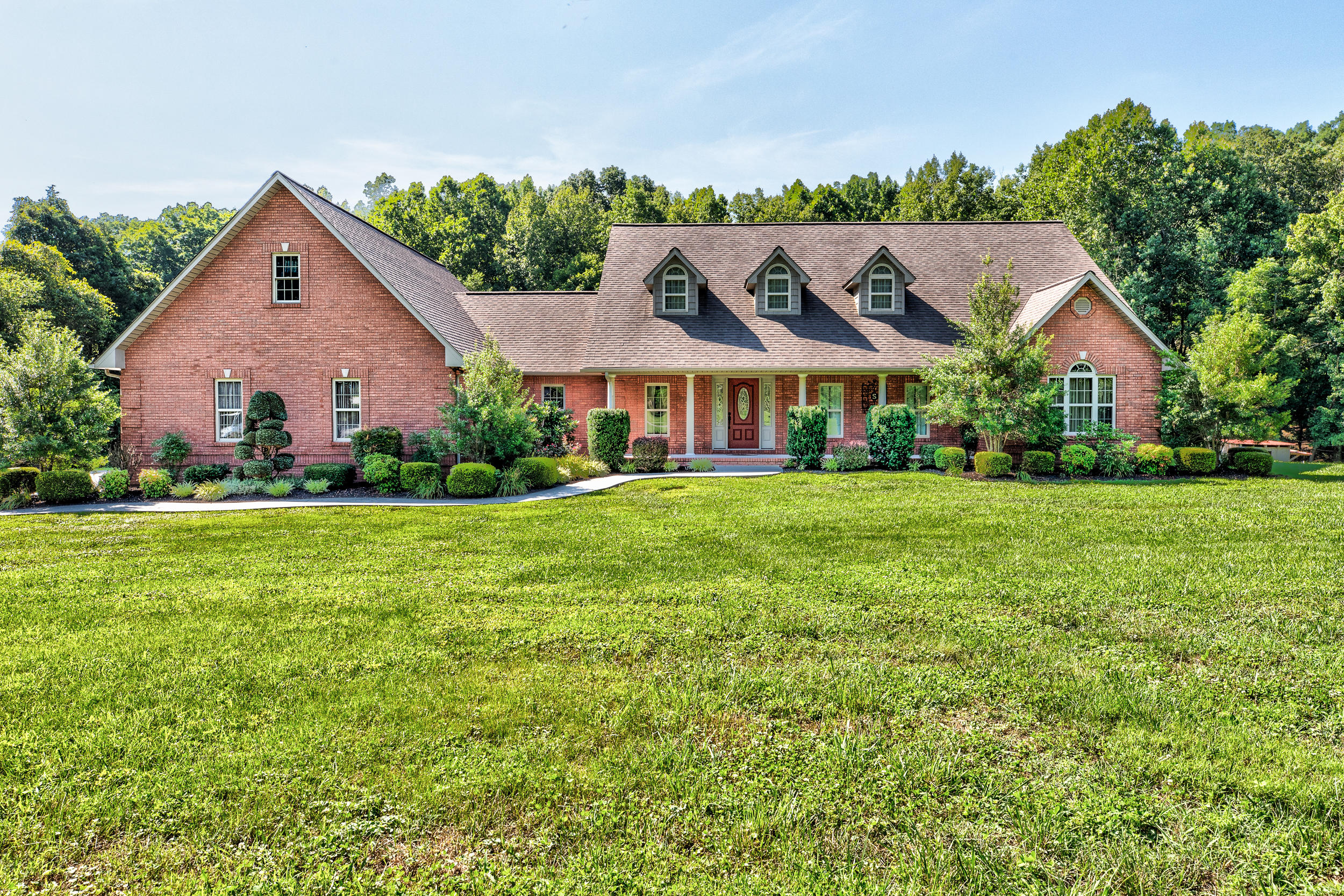 818 Cross Valley Road La Follette, TN 37766 - Photo 1 of 39 818 Cross Valley Road-43