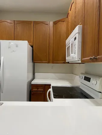 $2,600 | 3411 Merrick Court, Unit 1204, Margate, FL 33063