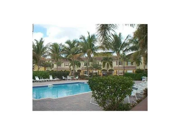 $2,600 | 3411 Merrick Court, Unit 1204, Margate, FL 33063