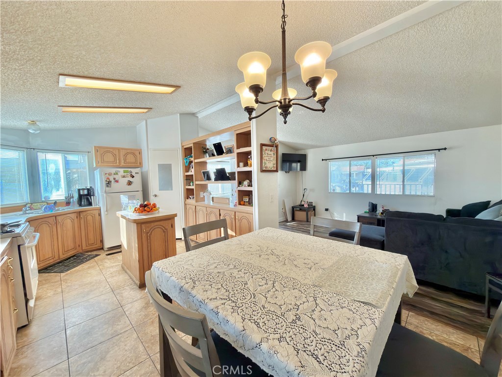 28 Walnut, Unit 28 Anaheim, CA 92801 - Photo 11 of 22