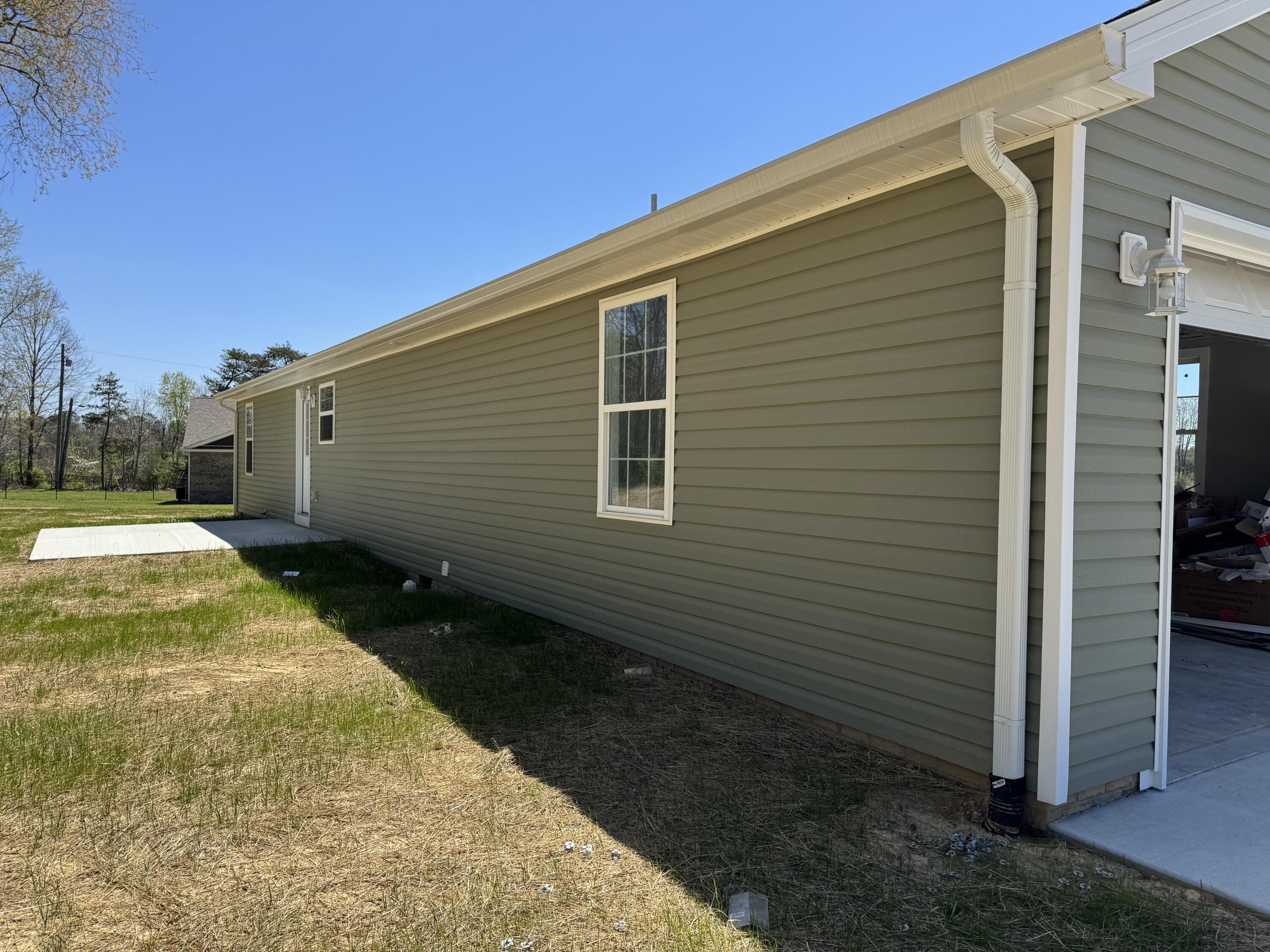 218 Little Acres Road Lily, KY 40740 - Photo 2 of 24 IMG_0137