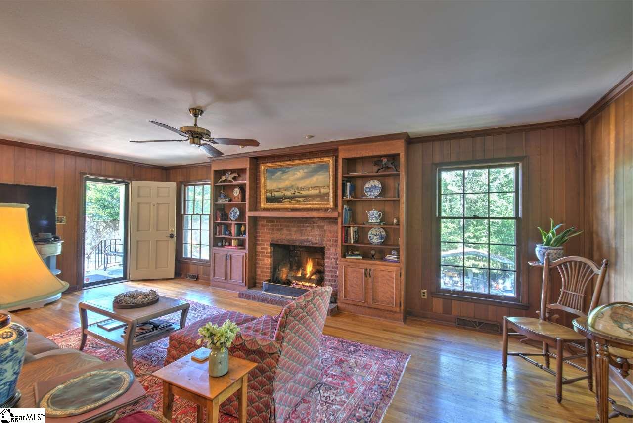 250 Laurel Road Greer, SC 29651 - Photo 11 of 36