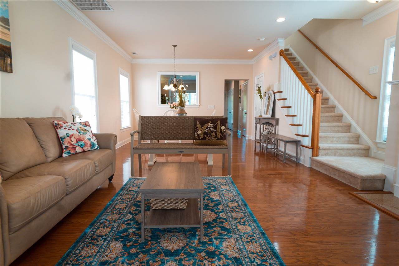 7716 ACC Boulevard Raleigh, NC 27617 - Photo 5 of 17 Photo 5