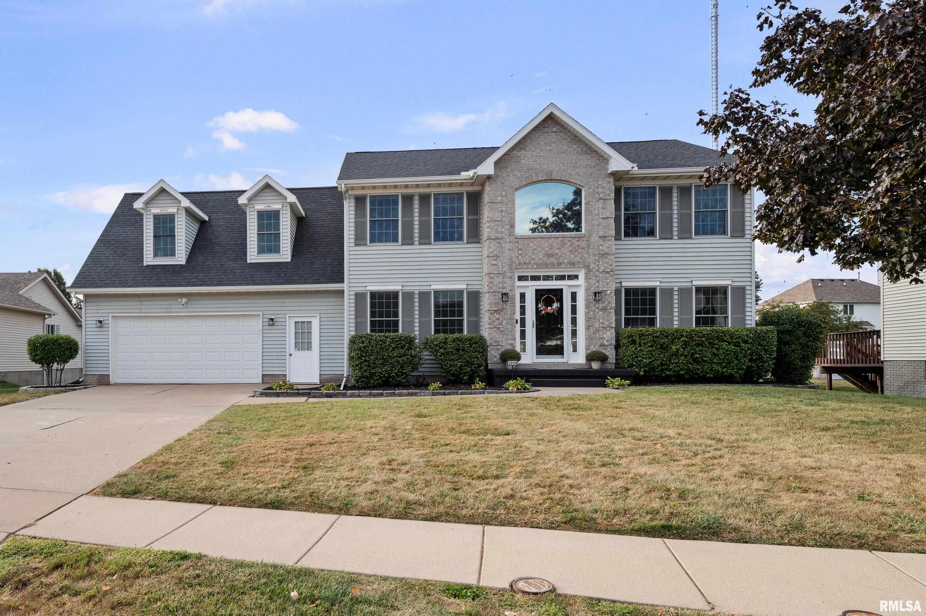 2008 Plum Tree Road Bettendorf, IA 52722 - Photo 1 of 47 Gallery Image 1