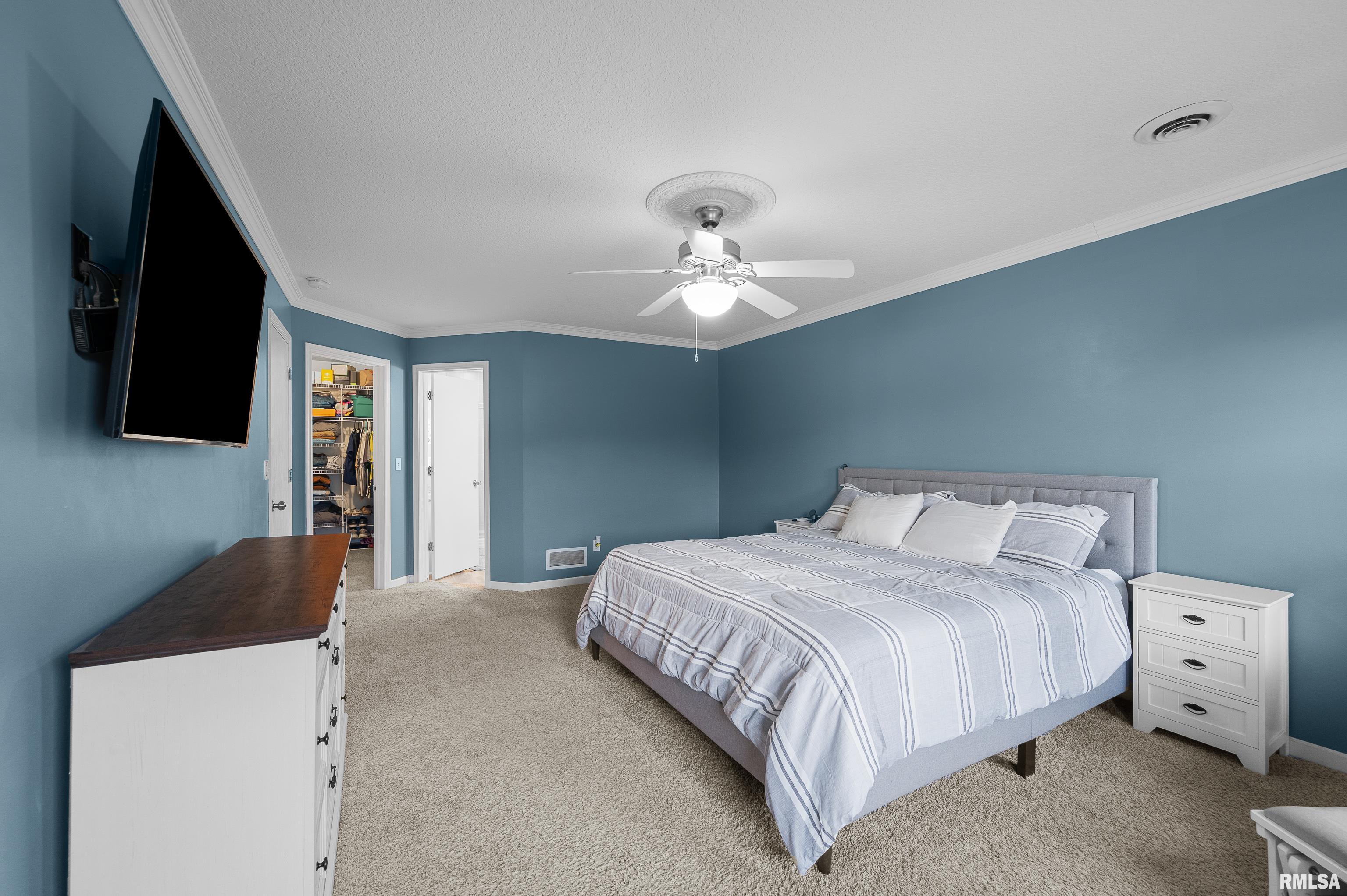 2008 Plum Tree Road Bettendorf, IA 52722 - Photo 18 of 47 Gallery Image 18