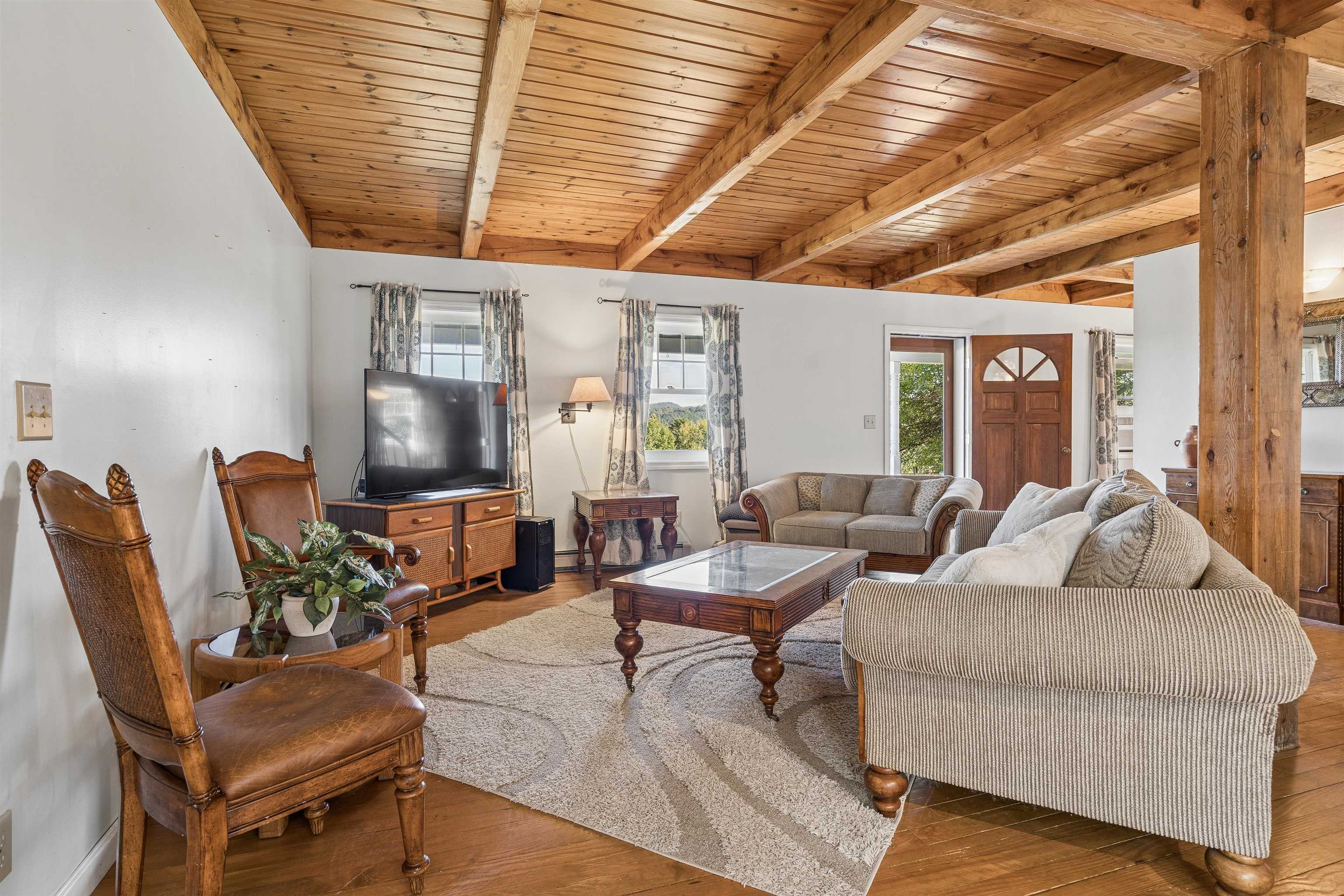317 Dyer Road Sharon, VT 05065 - Photo 14 of 53 Gallery Image 14
