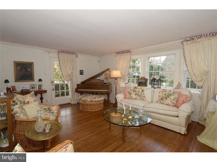 128 Golfview Road Ardmore, PA 19003 - Photo 3 of 15