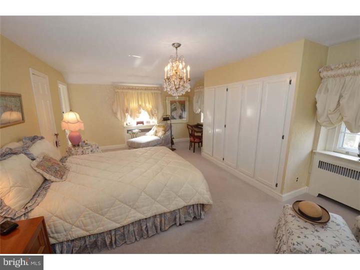 128 Golfview Road Ardmore, PA 19003 - Photo 8 of 15