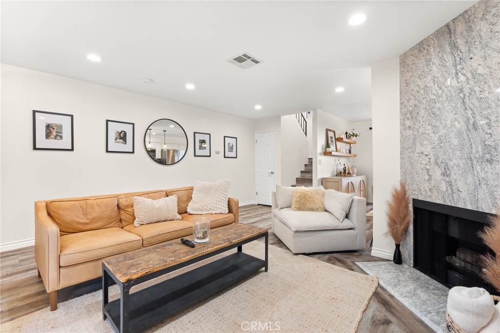 4345 154th Street, Unit 3 Lawndale, CA 90260 - Photo 4 of 30