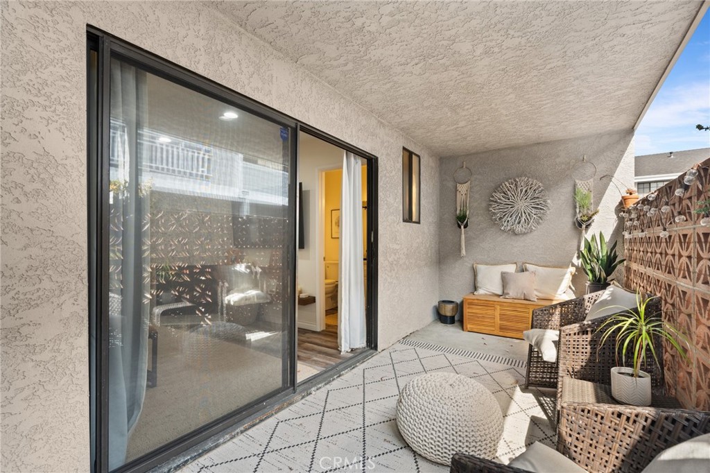 4345 154th Street, Unit 3 Lawndale, CA 90260 - Photo 7 of 30 Large Patio