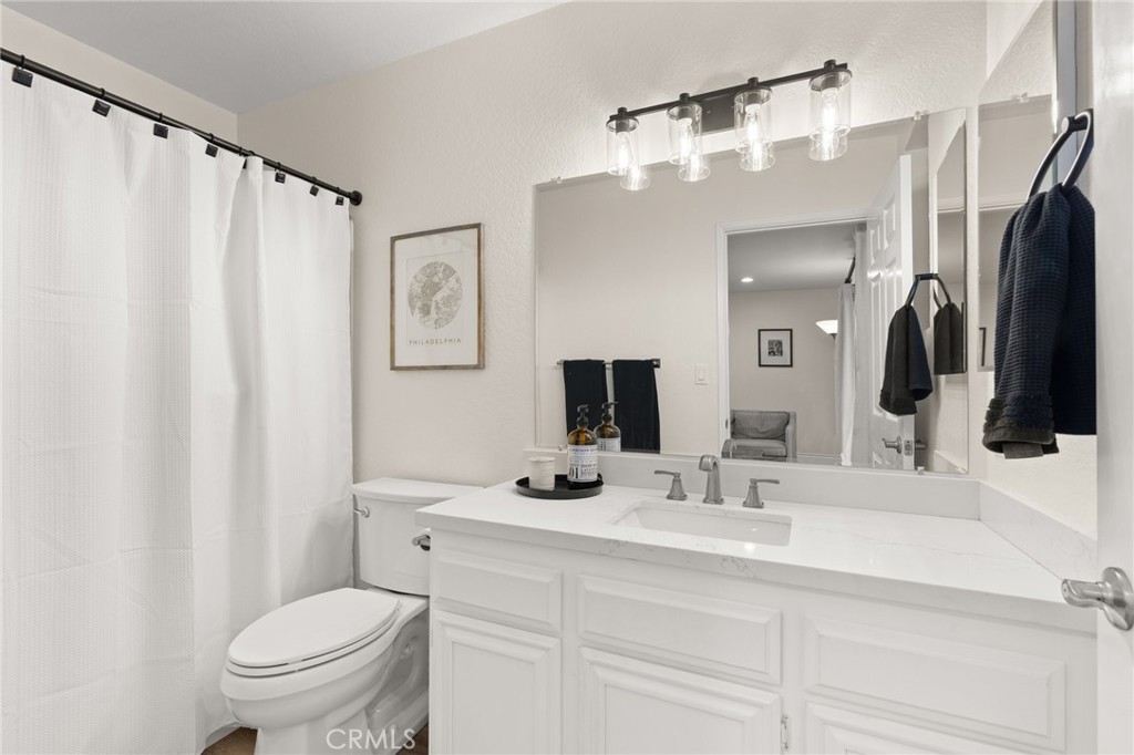 4345 154th Street, Unit 3 Lawndale, CA 90260 - Photo 9 of 30 Guest Bathroom