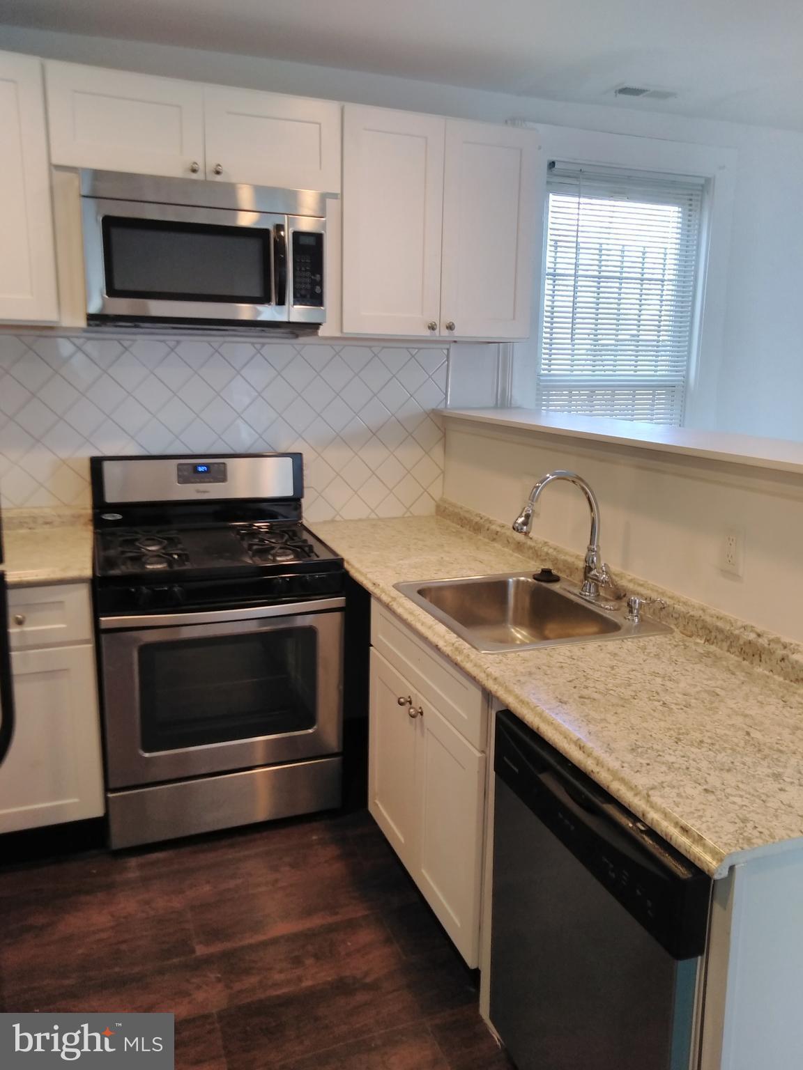 5934 Addison Road Capitol Heights, MD 20743 - Photo 4 of 10 Kitchen