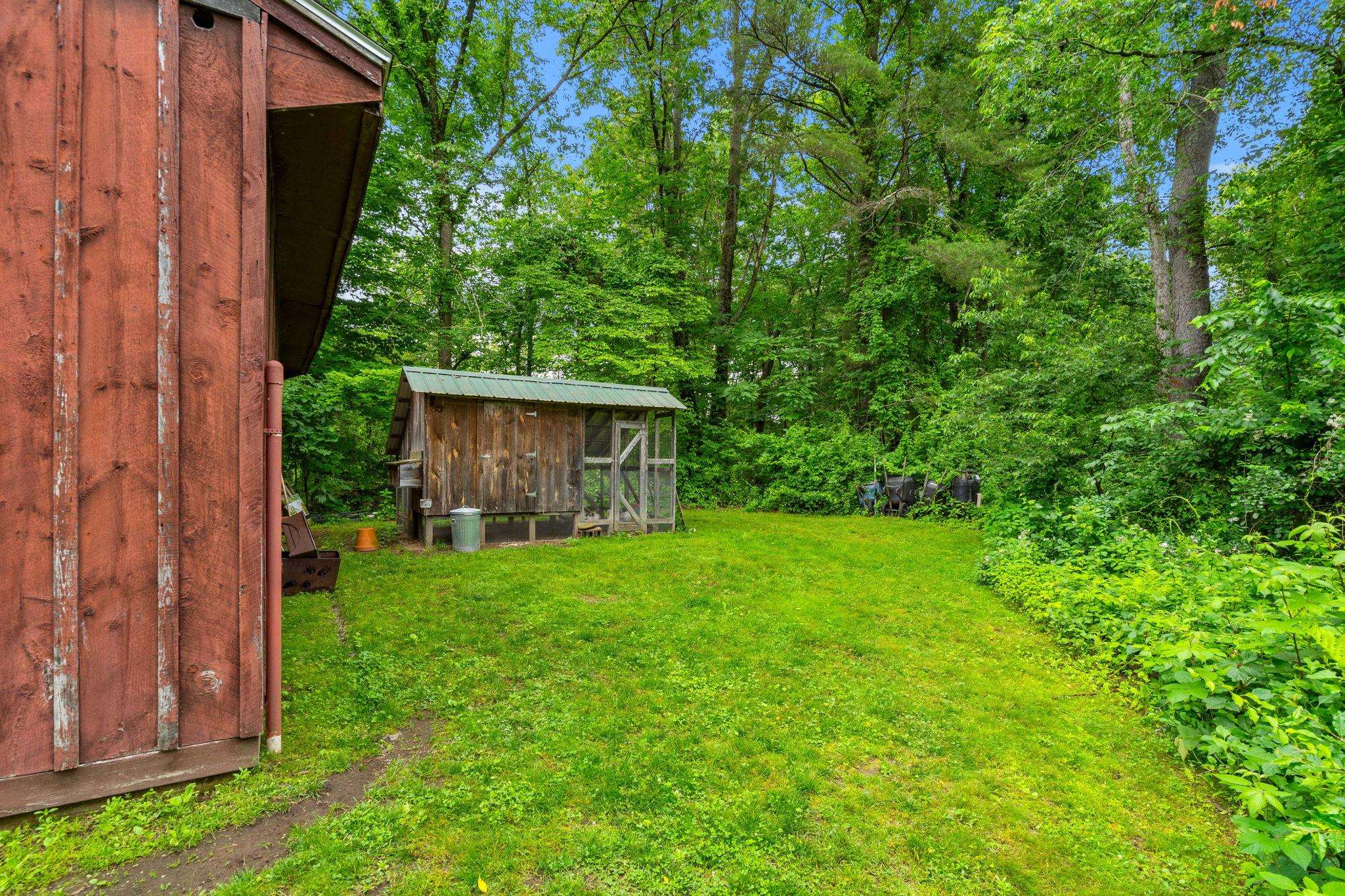 129 Haverhill Road East Kingston, NH 03827 - Photo 29 of 35