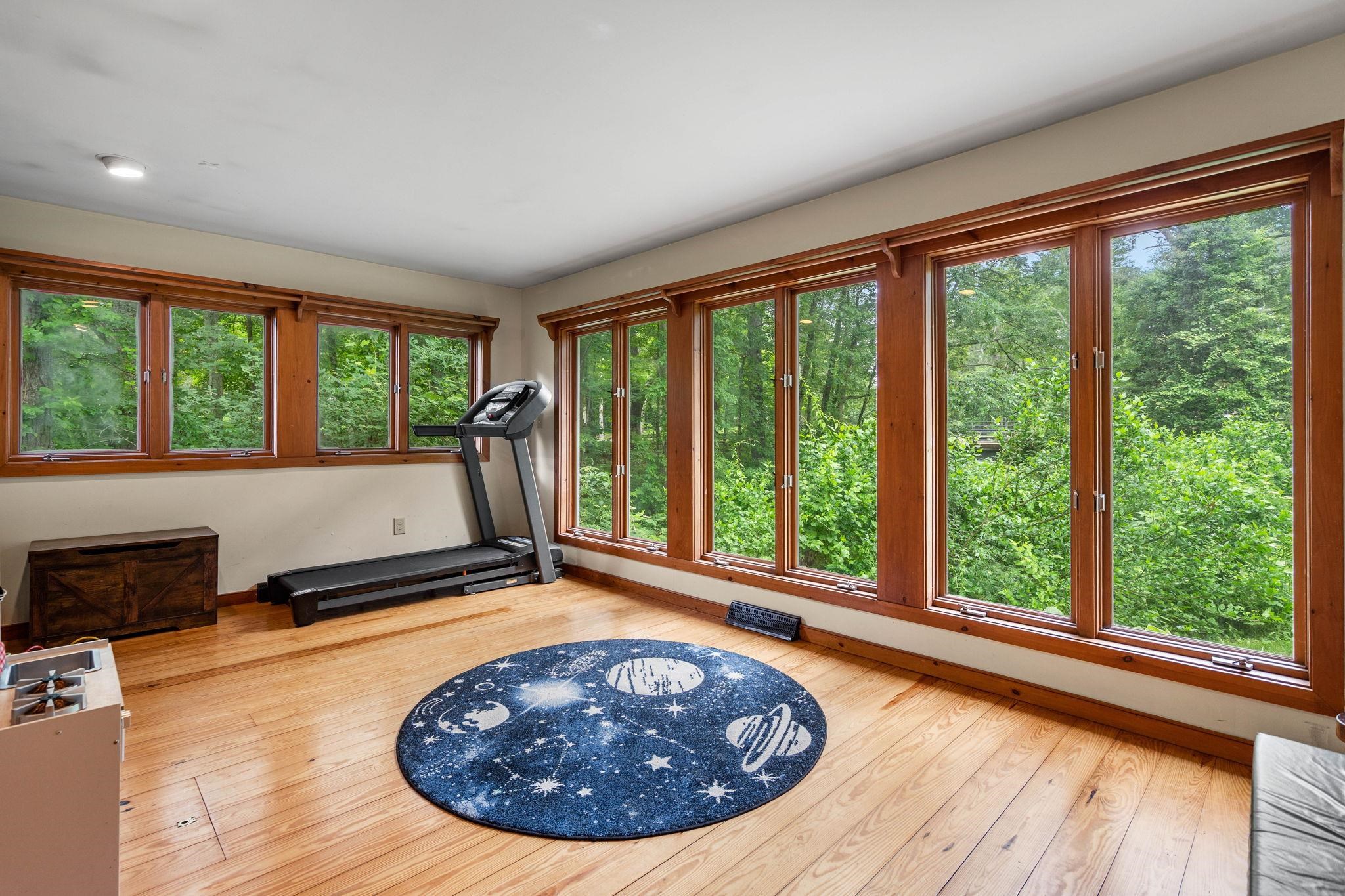 129 Haverhill Road East Kingston, NH 03827 - Photo 8 of 35