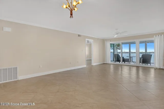 a view of livingroom