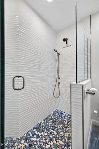 $315,000 | 4612 Flagship Drive, Unit 405, Fort Myers, FL 33919