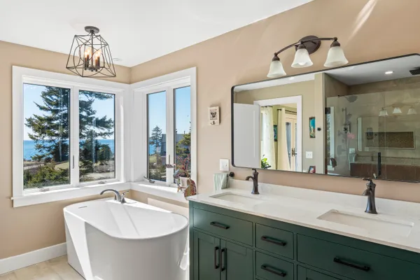 $1,675,000 | 27 Seacrest Circle, Phippsburg, ME 04562