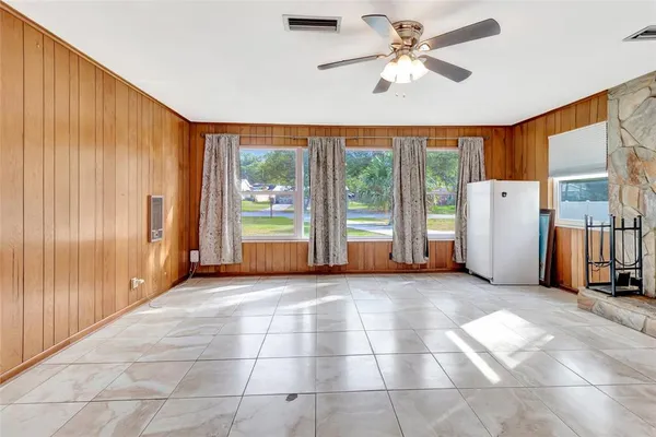 $295,000 | 508 Ohio Boulevard, Eustis, FL 32726