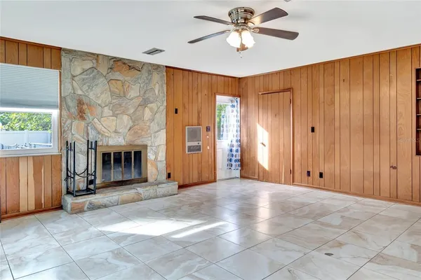 $295,000 | 508 Ohio Boulevard, Eustis, FL 32726