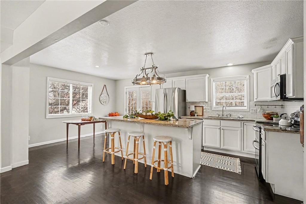 2900 East Red Bridge Road Kansas City, MO 64137 - Photo 3 of 47