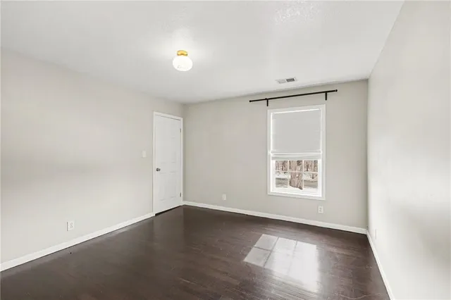 $350,000 | 2900 East Red Bridge Road, Kansas City, MO 64137