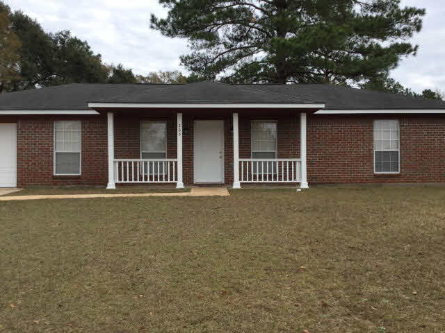 205 Ashland Court Foley, AL 36535 - Photo 1 of 1