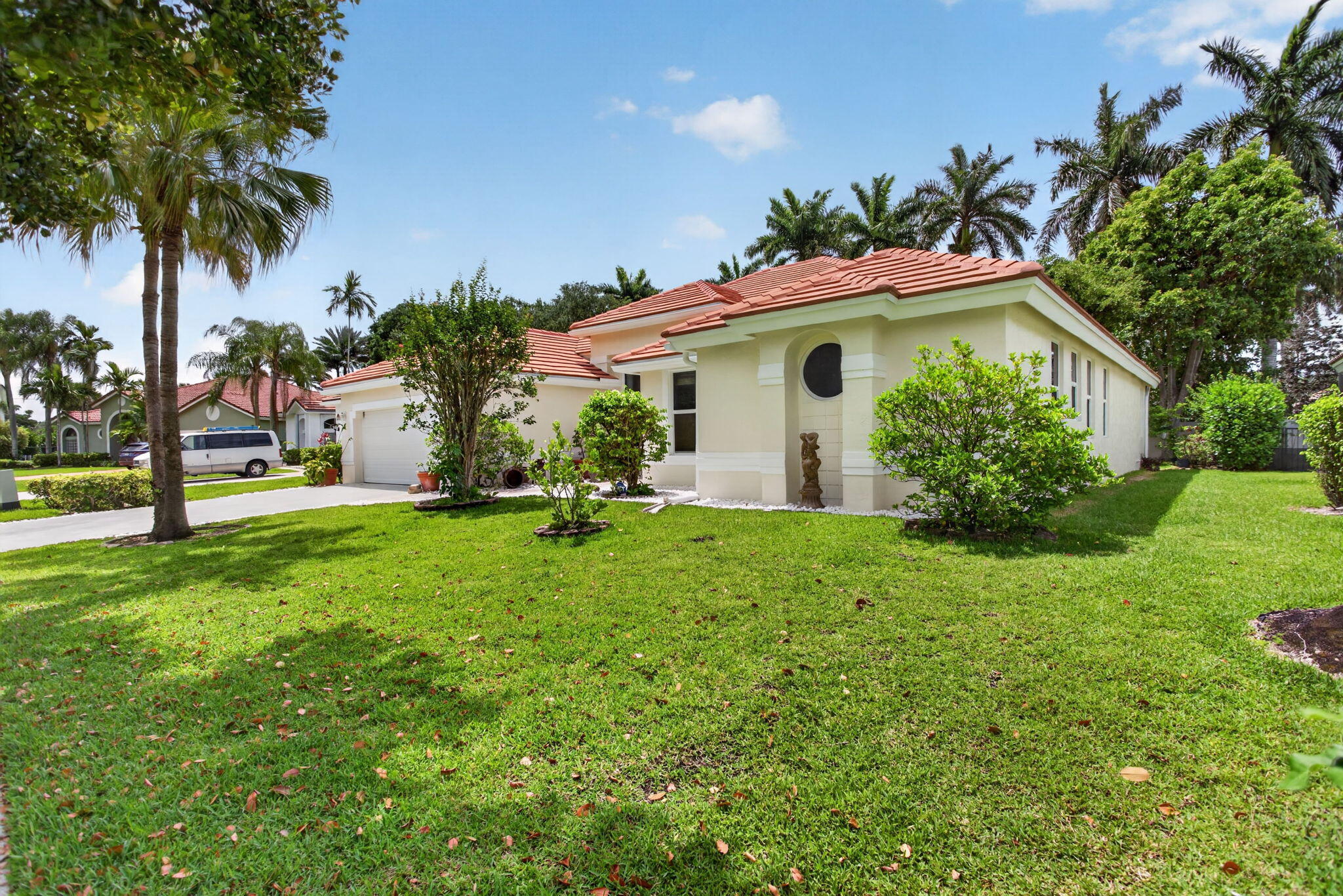 10027 Umberland Place Boca Raton, FL 33428 - Photo 2 of 39 2-web-or-mls-10027-7838
