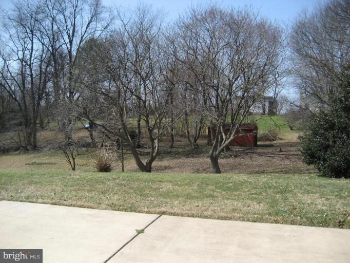 2800 Baldwin Mill Road Baldwin, MD 21013 - Photo 15 of 23 Back yard