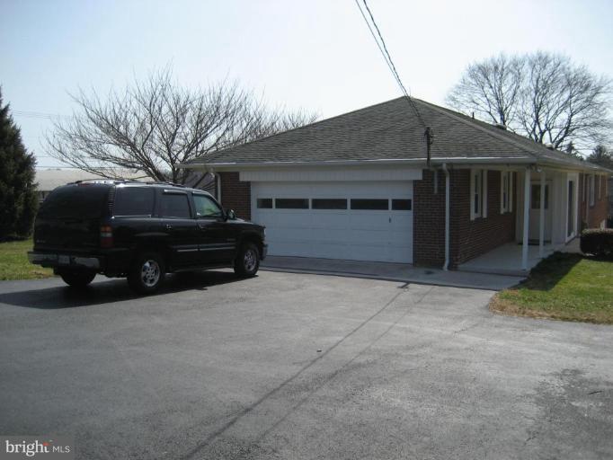 2800 Baldwin Mill Road Baldwin, MD 21013 - Photo 10 of 23 Garage 1