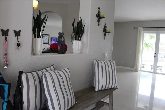 $999,999 | 16272 Southwest 42nd Terrace, Miami, FL 33185