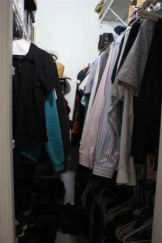 $999,999 | 16272 Southwest 42nd Terrace, Miami, FL 33185