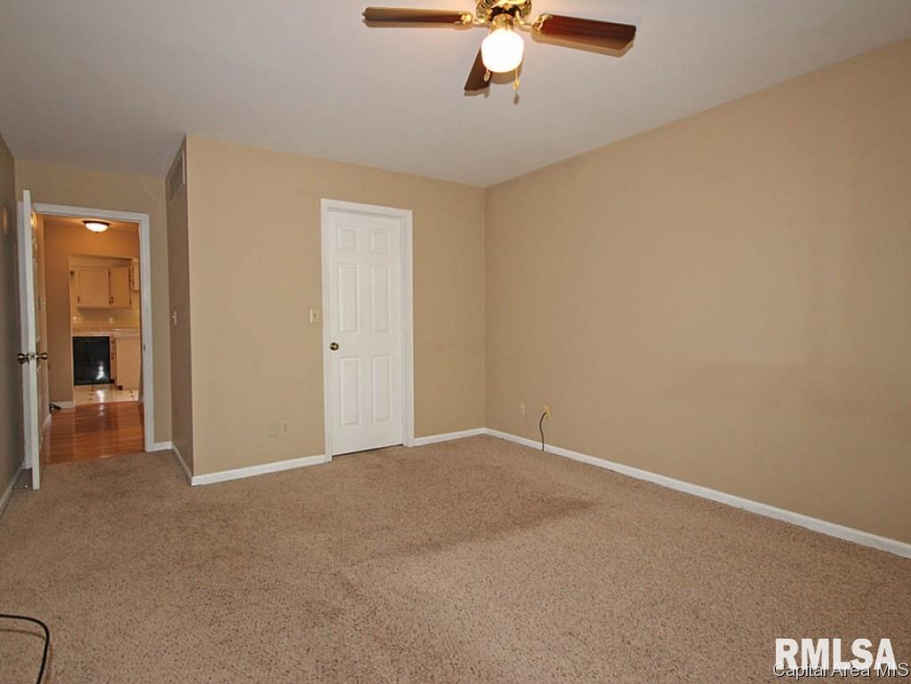 8115 Hunt Road Springfield, IL 62712 - Photo 18 of 36