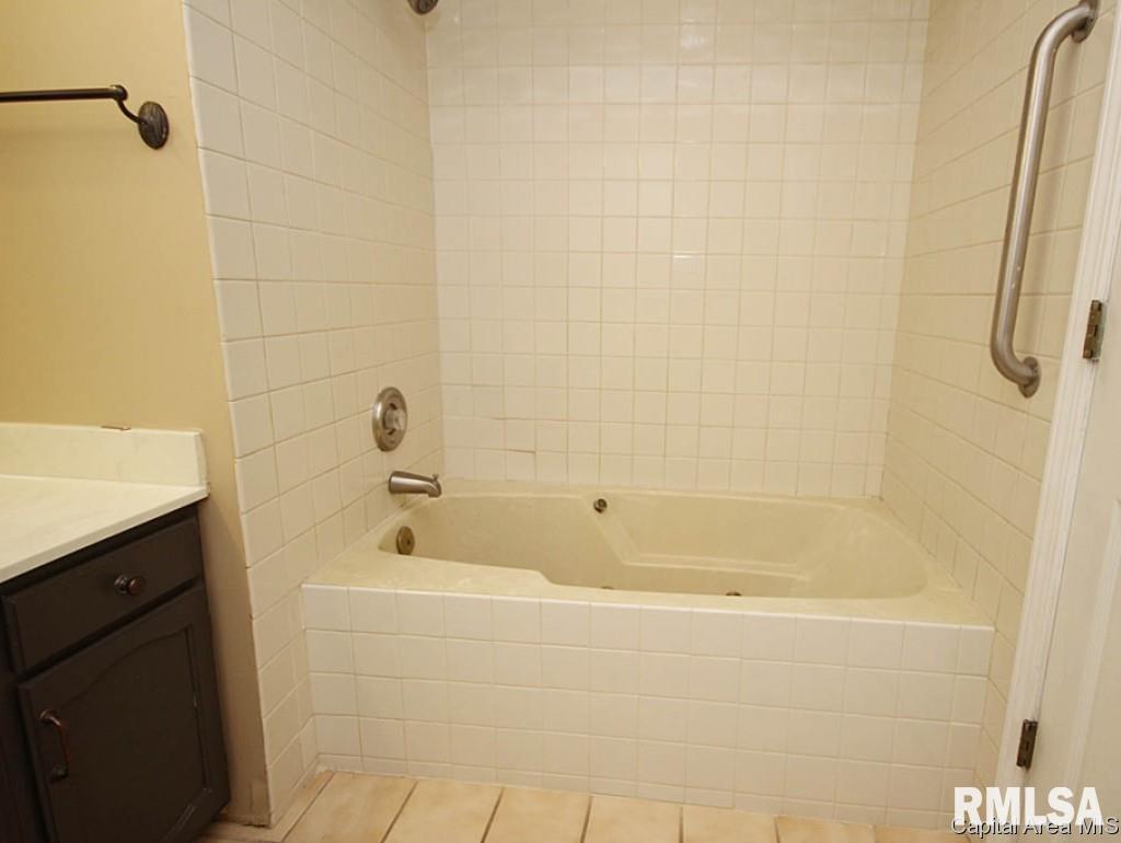 8115 Hunt Road Springfield, IL 62712 - Photo 29 of 36