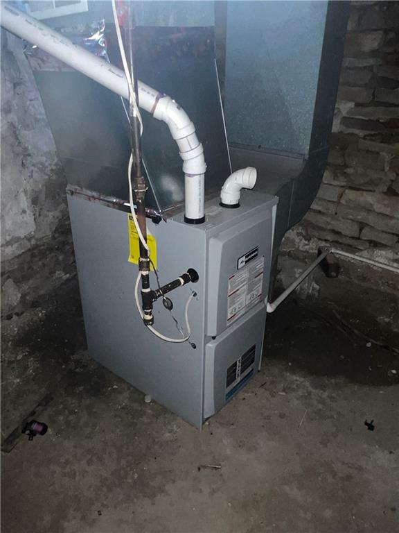 806 High Street New Castle, PA 16101 - Photo 13 of 15