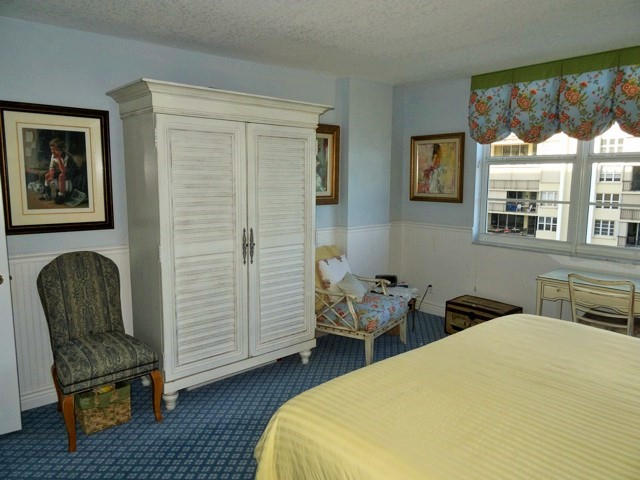 1200 South Ocean Boulevard, Unit 7A Boca Raton, FL 33432 - Photo 40 of 62 GUEST BEDROOM
