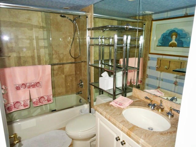 1200 South Ocean Boulevard, Unit 7A Boca Raton, FL 33432 - Photo 41 of 62 GUEST BATH