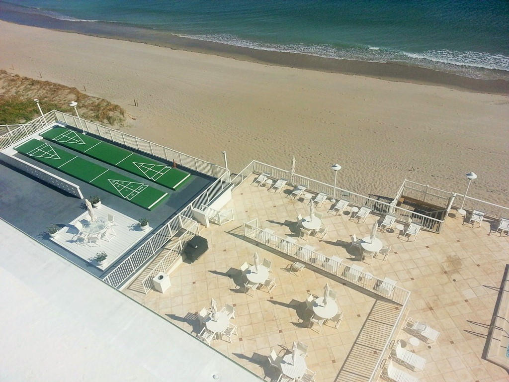 1200 South Ocean Boulevard, Unit 7A Boca Raton, FL 33432 - Photo 5 of 62 POOL DECK & SHUFFLE BOARD