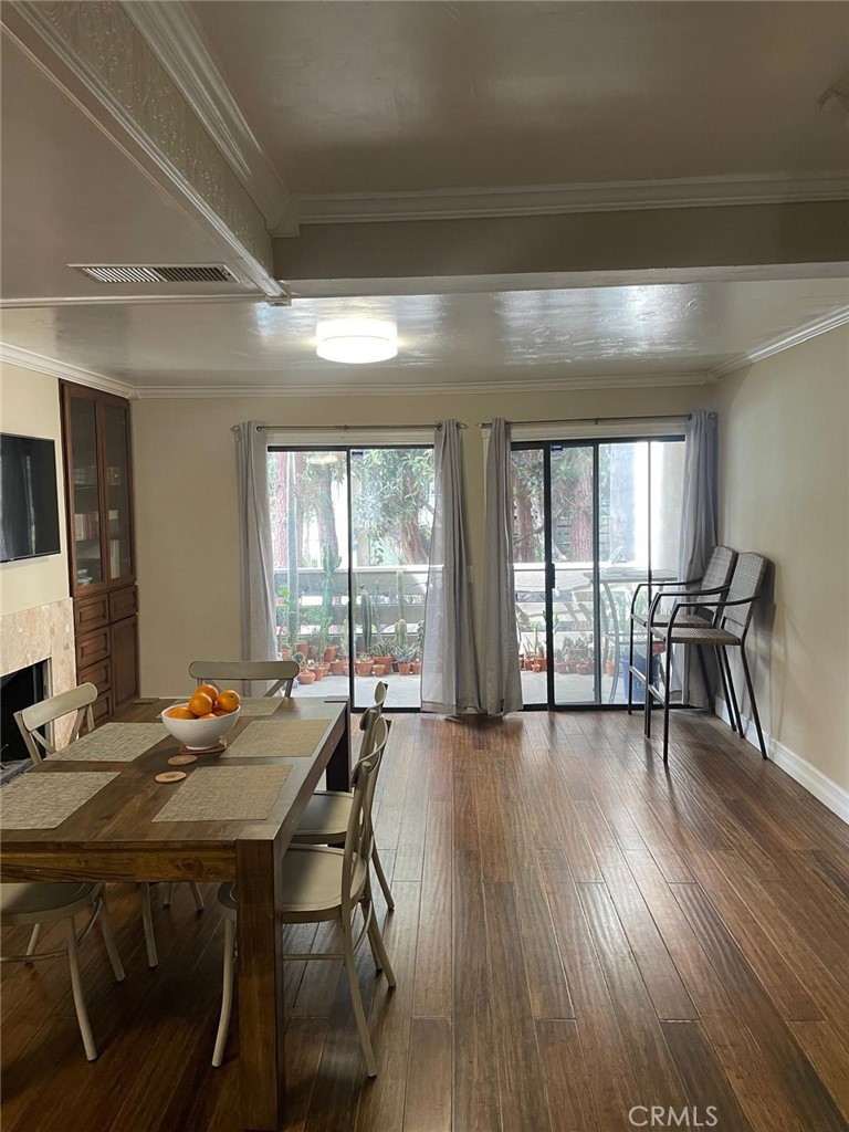 404 Brighton Springs Costa Mesa, CA 92627 - Photo 5 of 22 a living room with furniture and wooden floor