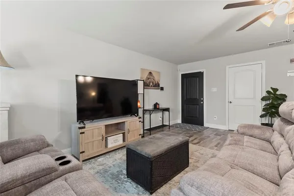 $235,000 | 6810 Topaz Drive, Greenville, TX 75402