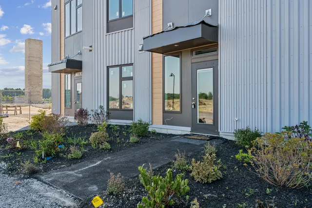 $435,000 | 1 Cross Street, Unit 106, Scarborough, ME 04074