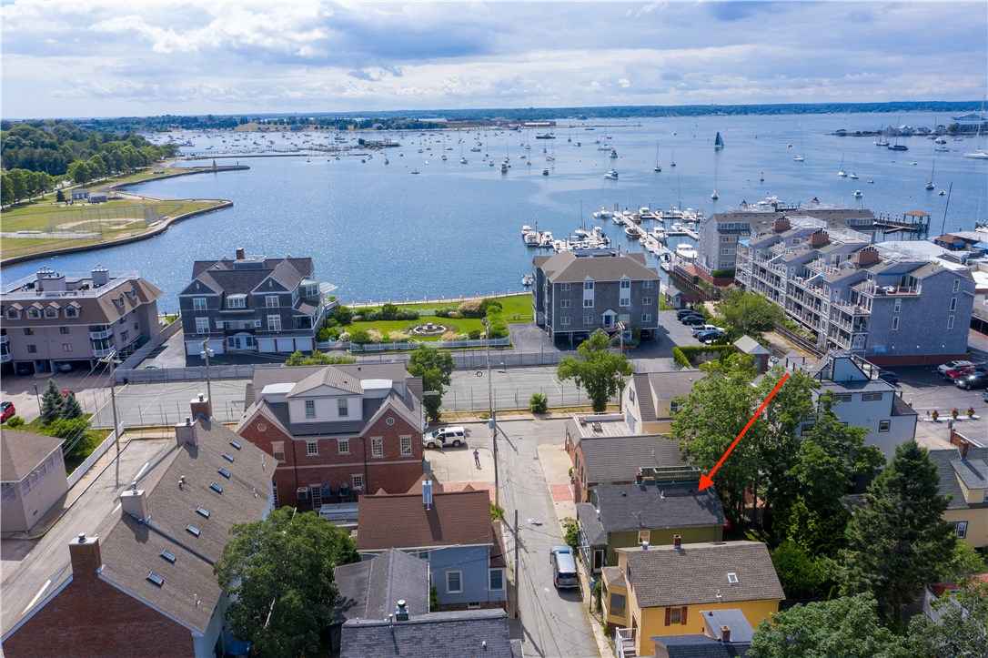 13 Goodwin Street Newport, RI 02840 - Photo 1 of 47