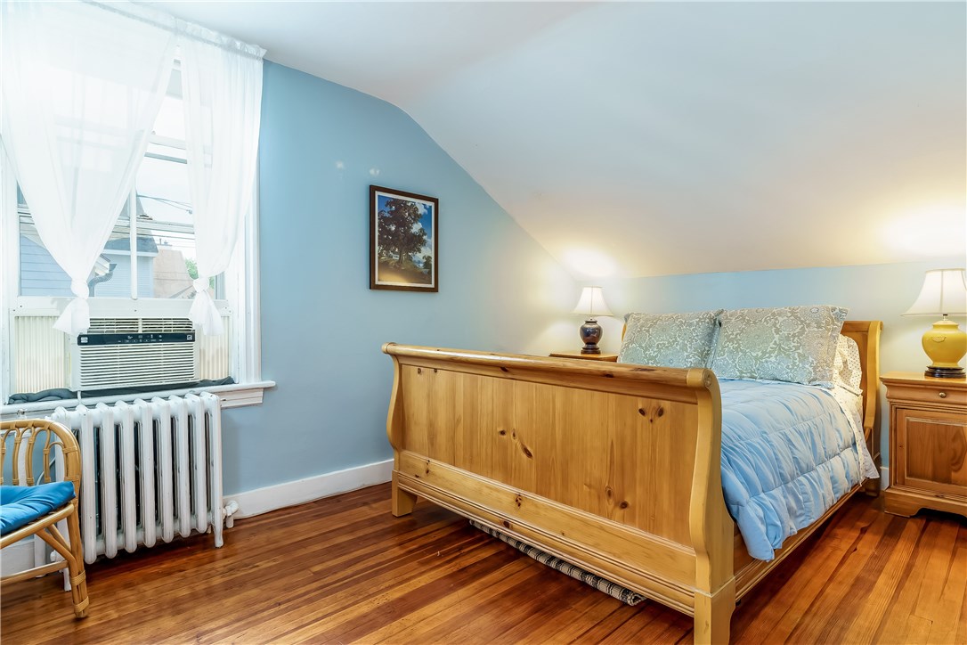 13 Goodwin Street Newport, RI 02840 - Photo 21 of 47