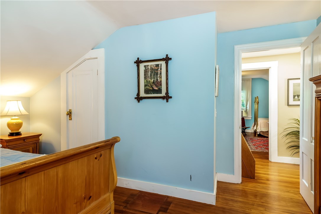 13 Goodwin Street Newport, RI 02840 - Photo 22 of 47