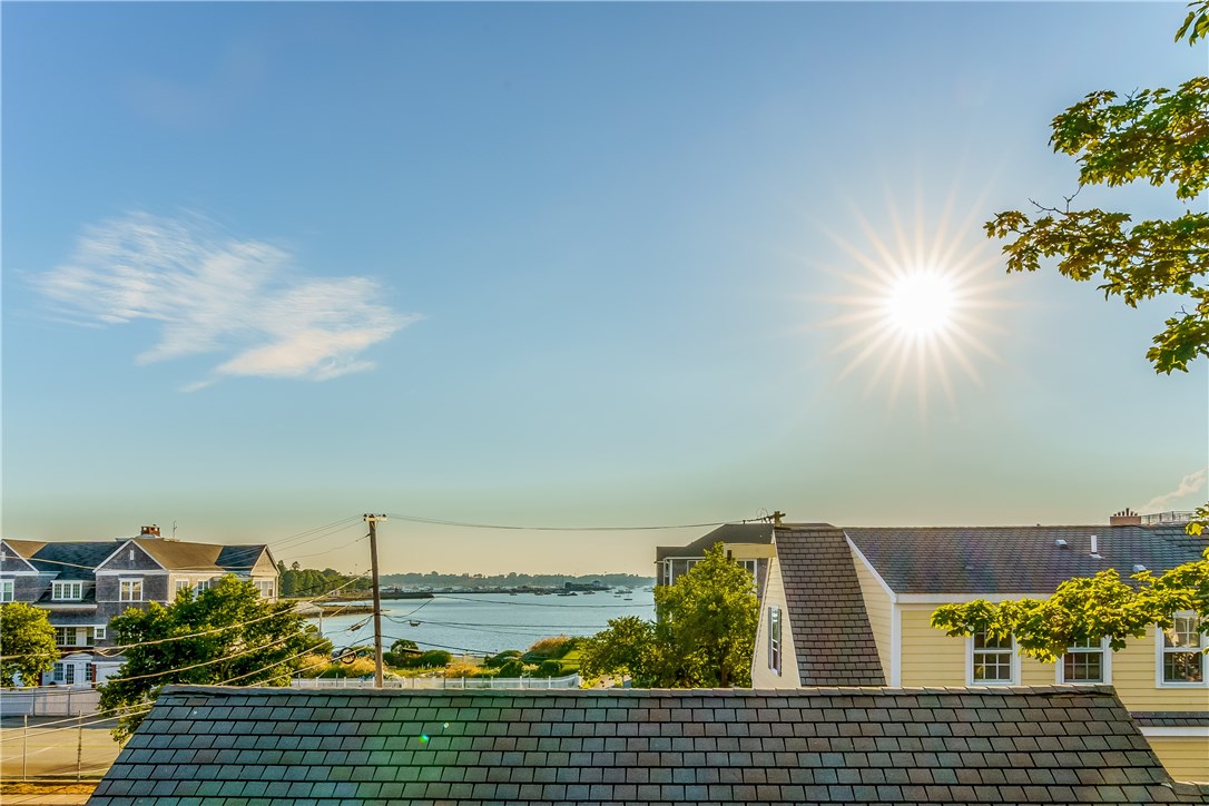 13 Goodwin Street Newport, RI 02840 - Photo 28 of 47