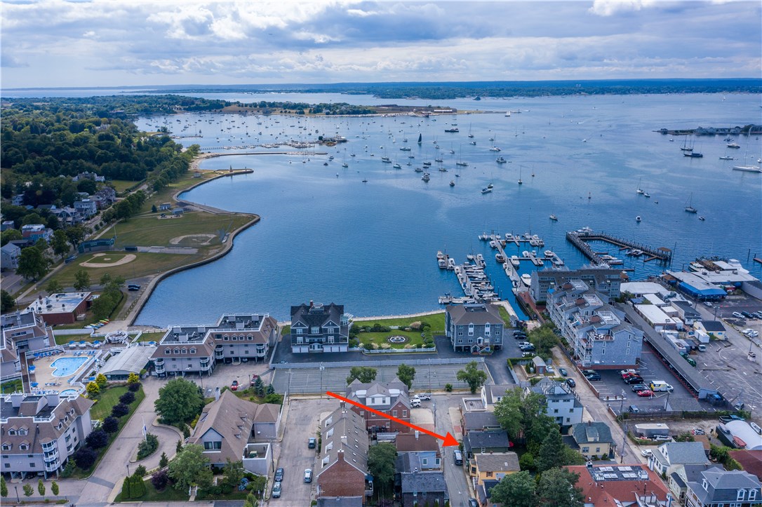 13 Goodwin Street Newport, RI 02840 - Photo 32 of 47