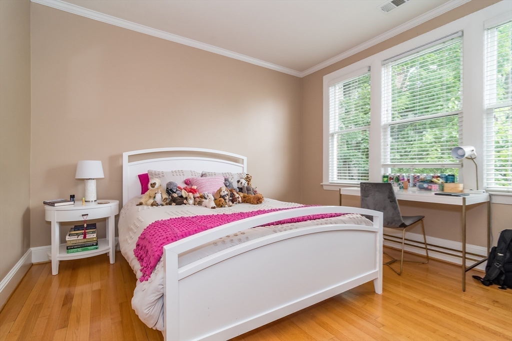 44 Rawson Road, Unit 2 Brookline, MA 02445 - Photo 14 of 29