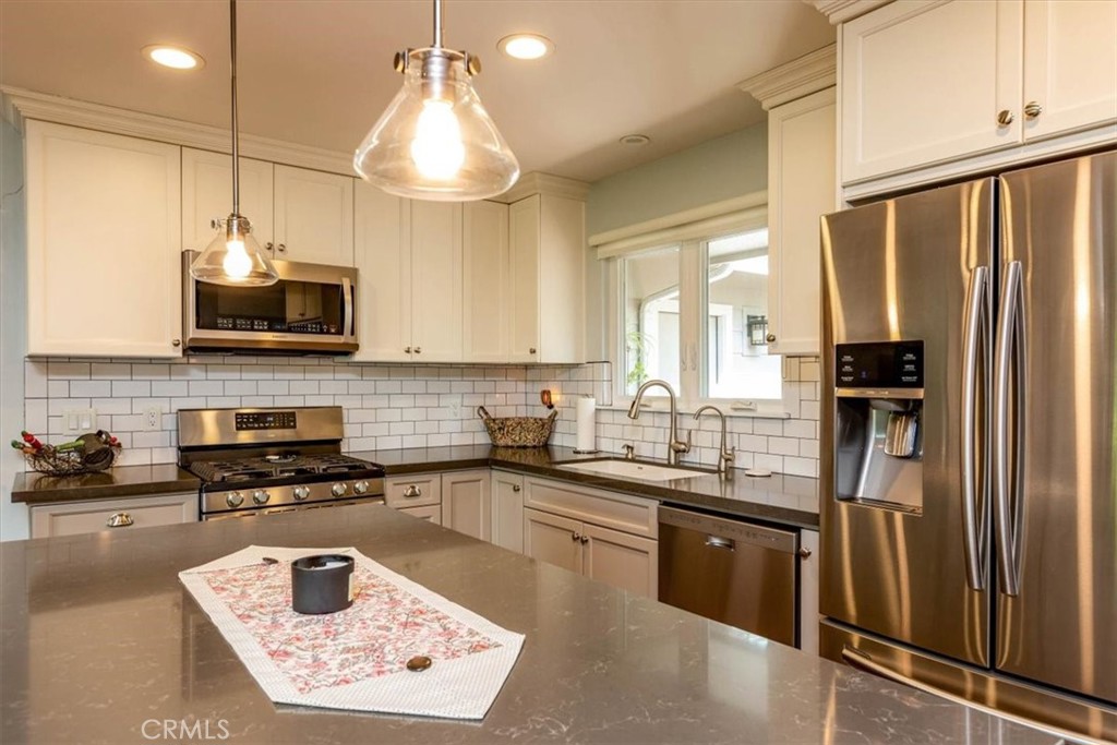 225 Hacienda Avenue San Luis Obispo, CA 93401 - Photo 12 of 75