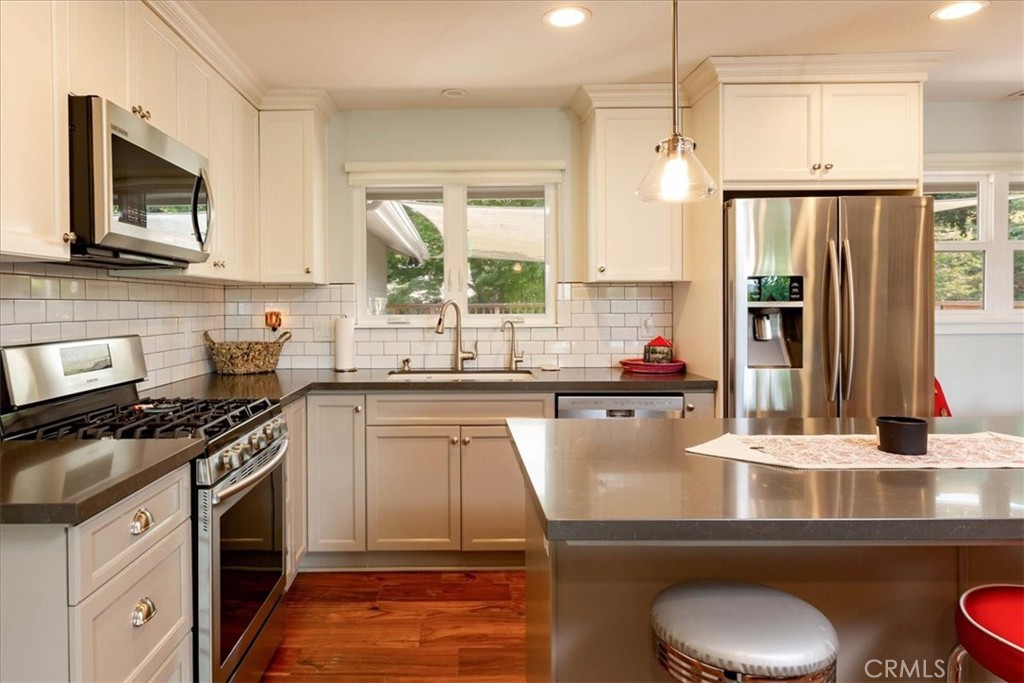 225 Hacienda Avenue San Luis Obispo, CA 93401 - Photo 13 of 75