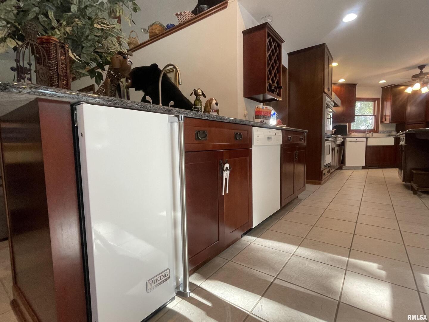 2479 New Era Road Murphysboro, IL 62966 - Photo 18 of 86 a kitchen view with stainless steel appliances a refrigerator and a counter top space